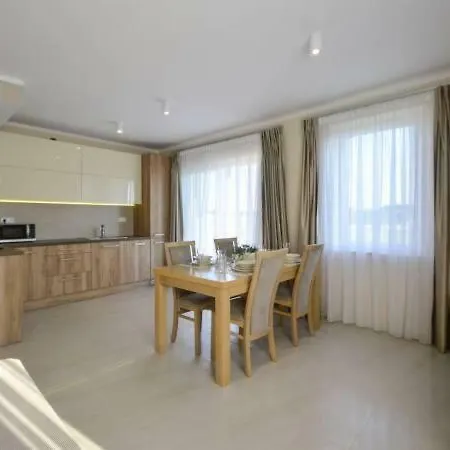 アパート Apartament Madera
